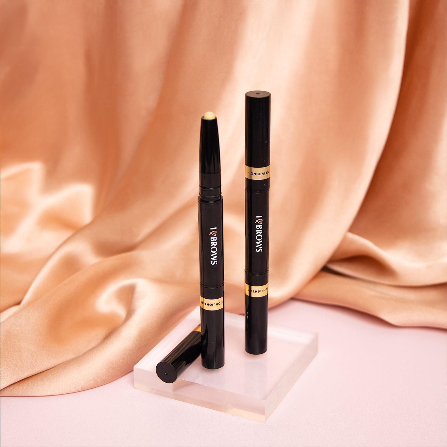  Brow Concealer Highlighter Pencil with Eyebrow Brush